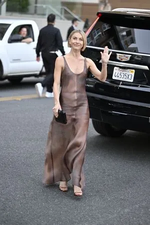 Julianne Hough OnlyFans Leaked Free Thumbnail Picture - #nikooYIQI1