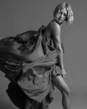 Julianne Hough OnlyFans Leaked Free Thumbnail Picture - #rx9enZ21PQ