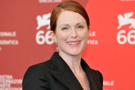 Julianne Moore OnlyFans Leaked Free Thumbnail Picture - #NU81ARYfhm