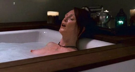 Julianne Moore OnlyFans Leaked Free Thumbnail Picture - #l28X4JGEkq