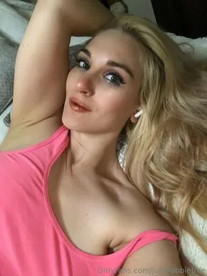 Juliarobbiefree OnlyFans Leaked Free Thumbnail Picture - #ctibRBWYXZ