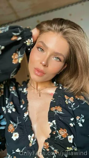 Juliawind OnlyFans Leaked Free Thumbnail Picture - #1UEExoBUbM