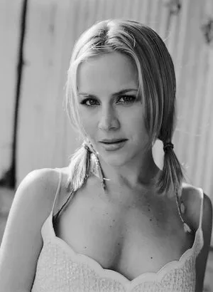 Julie Benz OnlyFans Leaked Free Thumbnail Picture - #bXnMiGWoxM