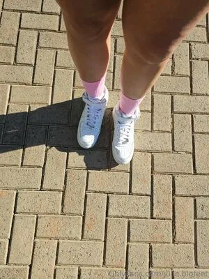 Julie Bigfeet OnlyFans Leaked Free Thumbnail Picture - #Oj5tBFZNxK