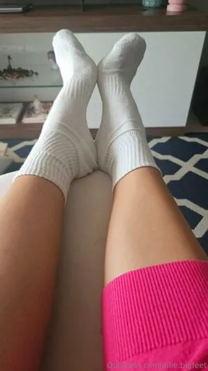 Julie Bigfeet OnlyFans Leaked Free Thumbnail Picture - #m6nUhvTxDP