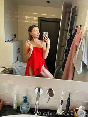 Julie Jess OnlyFans Leaked Free Thumbnail Picture - #y2E73KgqvG