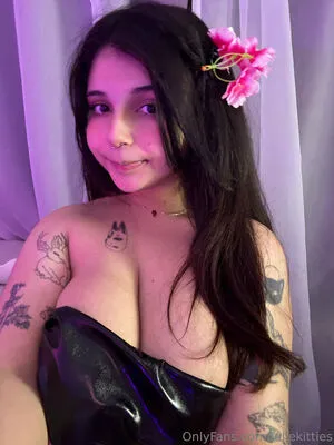Julie Kitty OnlyFans Leaked Free Thumbnail Picture - #tClRps1ta3
