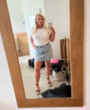 Julie OnlyFans Leaked Free Thumbnail Picture - #1x6Lx5gbdX