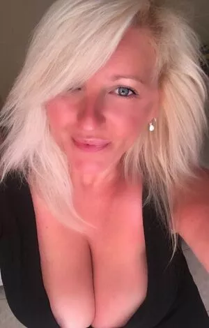 Julie OnlyFans Leaked Free Thumbnail Picture - #9K23Txnbc6