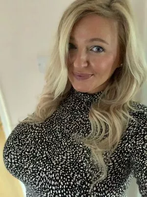 Julie OnlyFans Leaked Free Thumbnail Picture - #Cw6K7Yq3K1