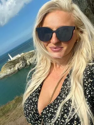 Julie OnlyFans Leaked Free Thumbnail Picture - #R8kHA6sajE