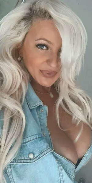 Julie OnlyFans Leaked Free Thumbnail Picture - #b9Isb5DBdk