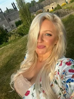 Julie OnlyFans Leaked Free Thumbnail Picture - #e6TcAeAJAf