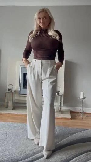 Julie OnlyFans Leaked Free Thumbnail Picture - #f7jijrIAXX