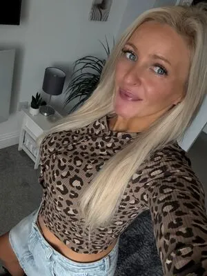 Julie OnlyFans Leaked Free Thumbnail Picture - #vtNZD8O5Eb