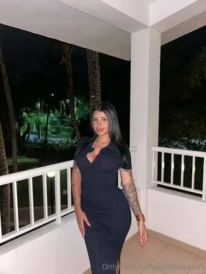 Julieblossom OnlyFans Leaked Free Thumbnail Picture - #dbiHcQuR3X