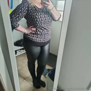 Julieboobs OnlyFans Leaked Free Thumbnail Picture - #VCx4HvfA1v