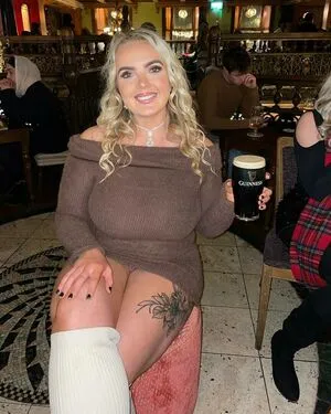 Julieeeed1997 OnlyFans Leaked Free Thumbnail Picture - #3mvAYknECA