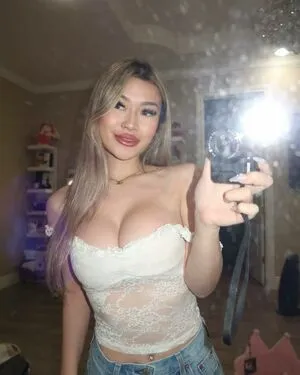 Julieeepham OnlyFans Leaked Free Thumbnail Picture - #3QCNFDIb5A