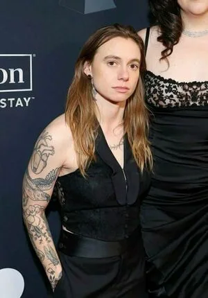 Julien Baker OnlyFans Leaked Free Thumbnail Picture - #MyYgkoG9hk