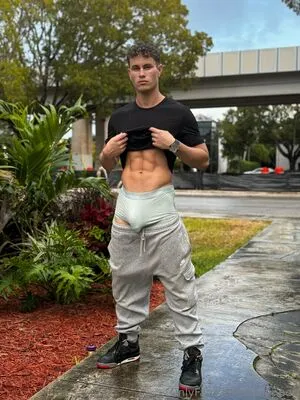 Julienpop OnlyFans Leaked Free Thumbnail Picture - #DcpAgIwRB1