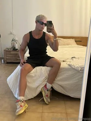 Julienpop OnlyFans Leaked Free Thumbnail Picture - #L67rlpUKxB