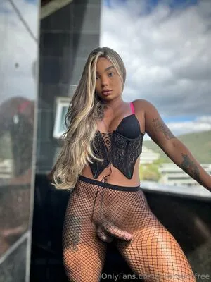 Julierouchfree OnlyFans Leaked Free Thumbnail Picture - #3fixLJgEuF