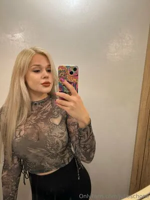 Julieschone OnlyFans Leaked Free Thumbnail Picture - #msmU3OFVQi