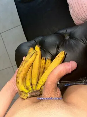 Julieta Alaniz OnlyFans Leaked Free Thumbnail Picture - #XLF70G0xju