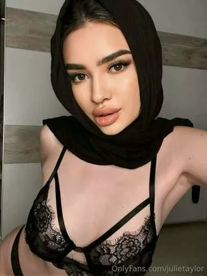 Julietaylor OnlyFans Leaked Free Thumbnail Picture - #1IvP69U8M8