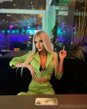 Julietaylor OnlyFans Leaked Free Thumbnail Picture - #OKw6bsKE2k