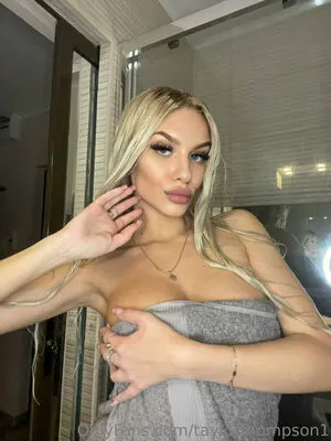 Julietaylor OnlyFans Leaked Free Thumbnail Picture - #nHJvQ0IoHN
