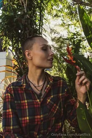 Julietflick OnlyFans Leaked Free Thumbnail Picture - #8lR53IPTr0
