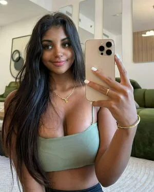 Julieth Daz OnlyFans Leaked Free Thumbnail Picture - #AxyW4FiG1B
