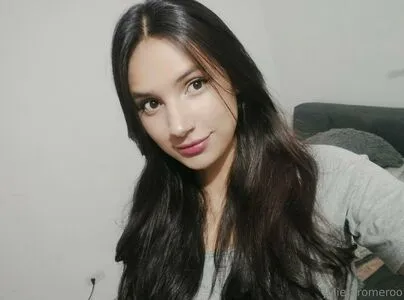 Julieth1xxx OnlyFans Leaked Free Thumbnail Picture - #7x7YQZqgI3