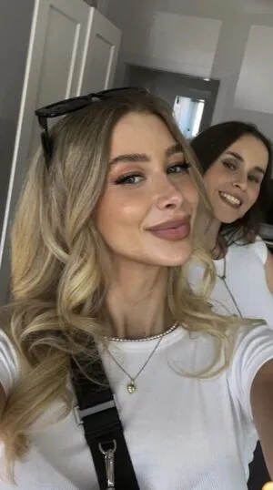 Julietschkaa OnlyFans Leaked Free Thumbnail Picture - #URwnUrfBOn