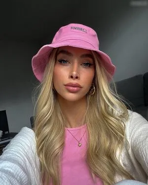 Julietschkaa OnlyFans Leaked Free Thumbnail Picture - #XbBagfeWub