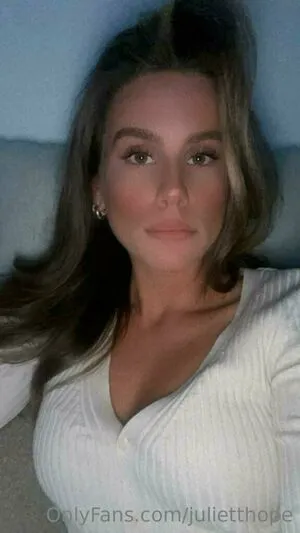 Julietthope OnlyFans Leaked Free Thumbnail Picture - #1xhEv8bY1l