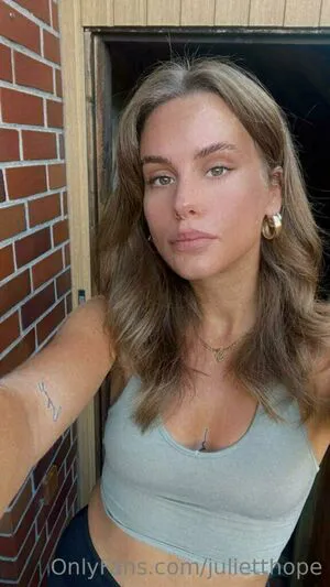 Julietthope OnlyFans Leaked Free Thumbnail Picture - #7ez555z5xy