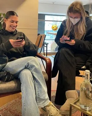 Juliiee Kim OnlyFans Leaked Free Thumbnail Picture - #4iBPhhf5Du