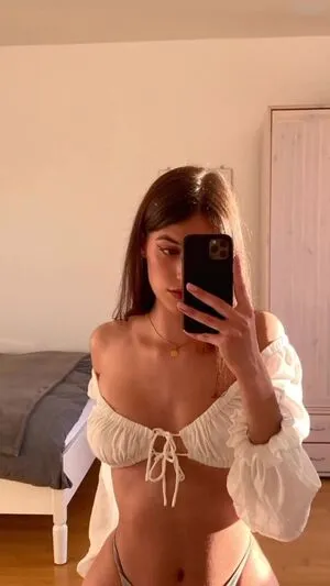 Juliiee Kim OnlyFans Leaked Free Thumbnail Picture - #G1i95ROggS