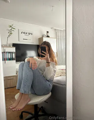 Julinaa May OnlyFans Leaked Free Thumbnail Picture - #1BWme5uleg