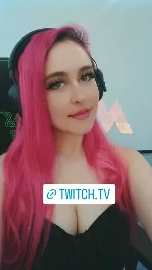 Juliversal OnlyFans Leaked Free Thumbnail Picture - #e5qykwyFoi