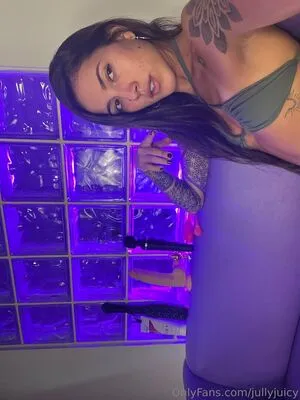 Jullyjuicy OnlyFans Leaked Free Thumbnail Picture - #cQexOFxard