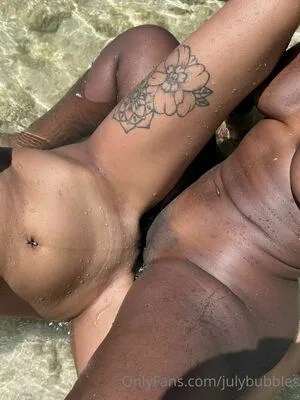 Julybubblesd1 1 OnlyFans Leaked Free Thumbnail Picture - #0KHjjffwFr