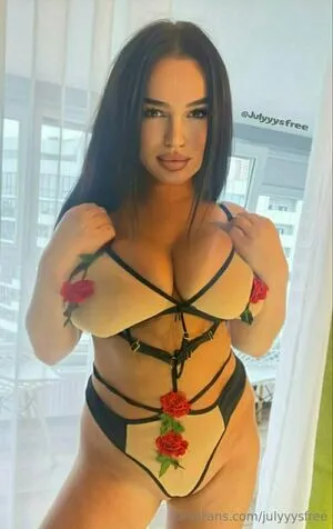 Julyyysfree OnlyFans Leaked Free Thumbnail Picture - #hBRwqJthqz