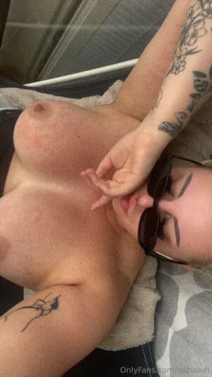 Julzuuuh OnlyFans Leaked Free Thumbnail Picture - #wISheszxVI
