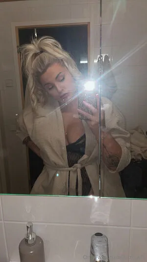 Julzuuuh OnlyFans Leaked Free Thumbnail Picture - #wSI2TiTr58