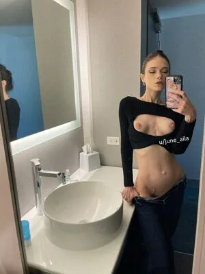 June Aila OnlyFans Leaked Free Thumbnail Picture - #lAsPqZtPls