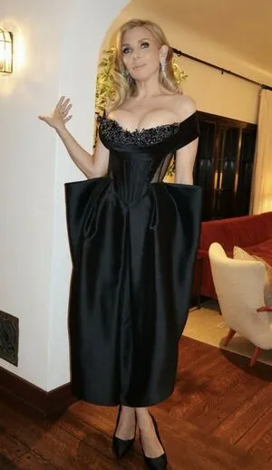 June Diane Raphael OnlyFans Leaked Free Thumbnail Picture - #LmF4YV2atJ